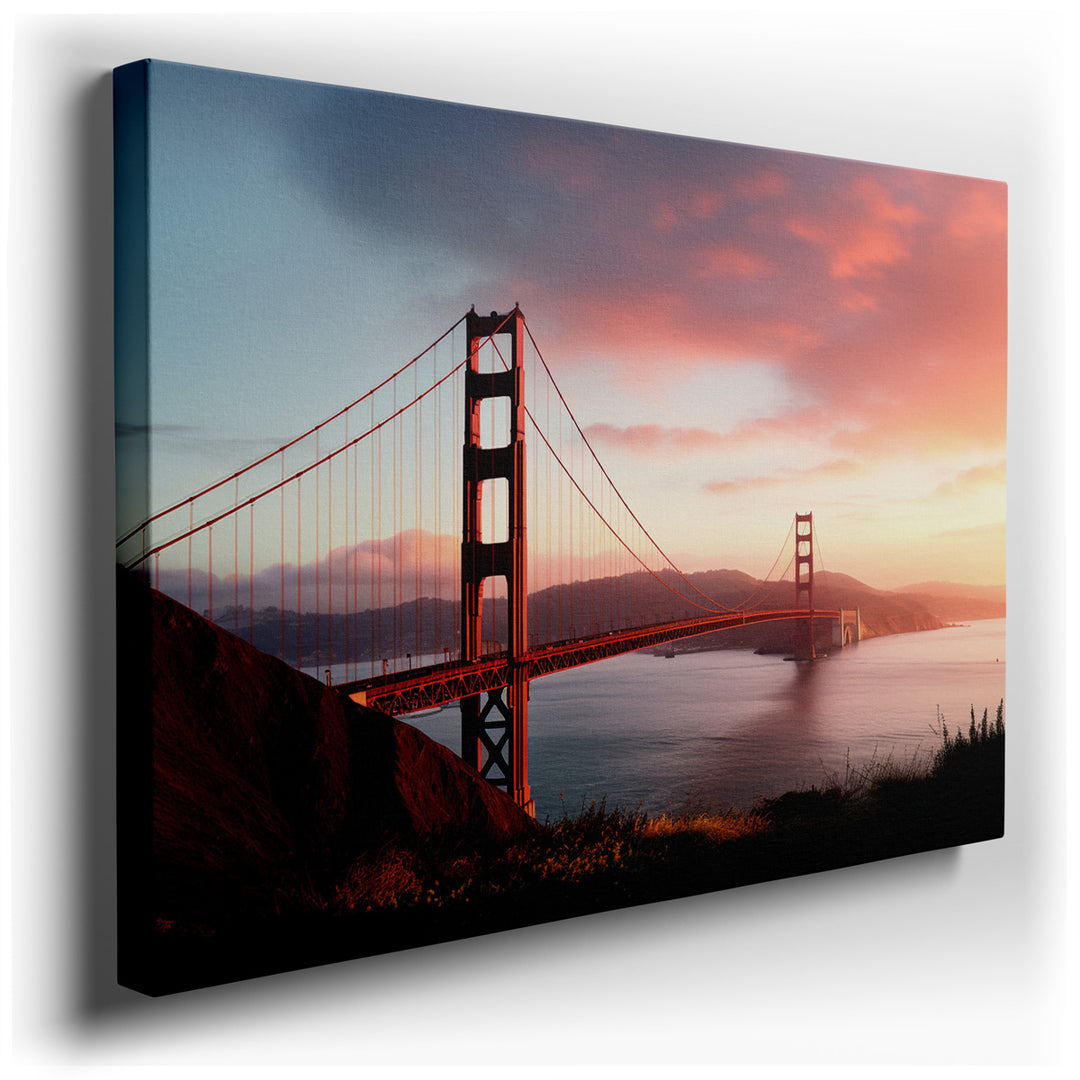 canvas print on wrapped canvas for wall decor – This wall art of the Golden Gate Bridge, an emblematic masterpiece, captures the essence of San Francisco's unique allur...